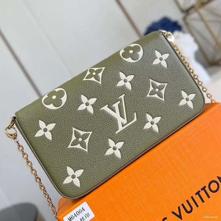 Fashionrep 2309YA0008 Bag LV 0821